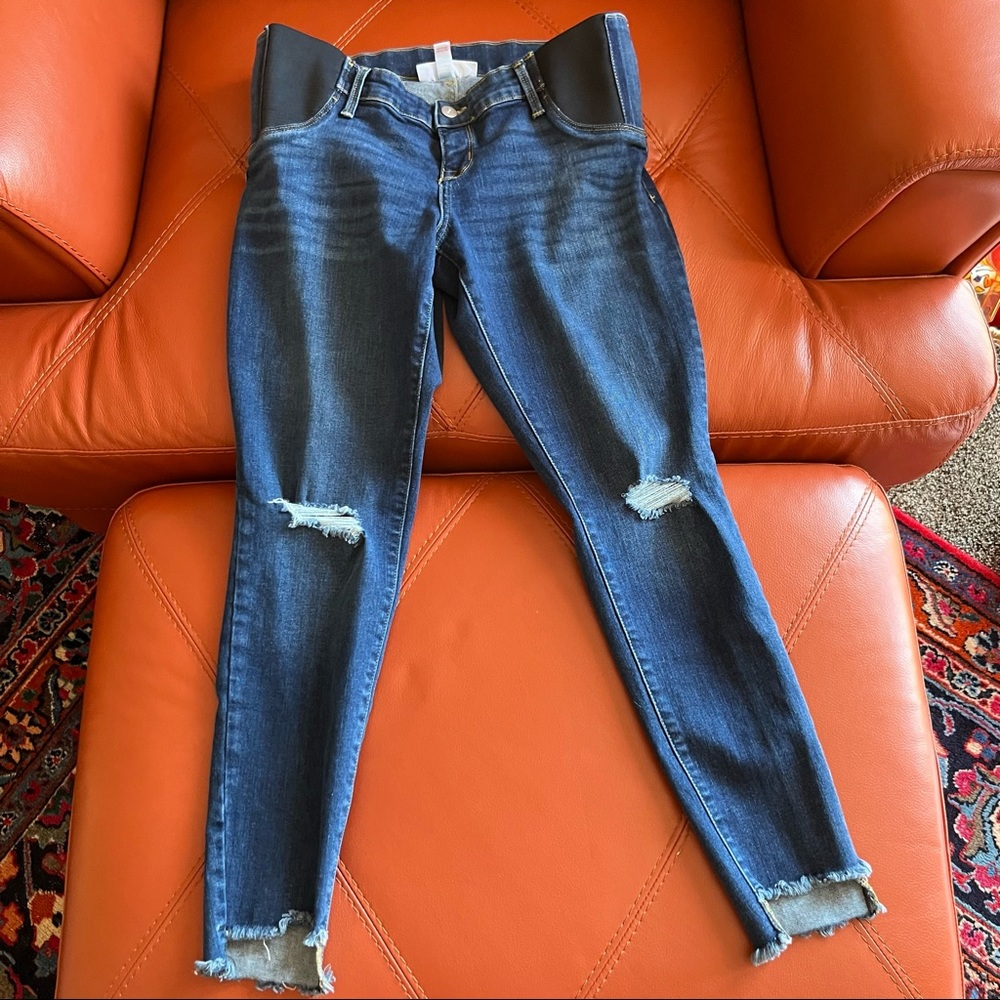 Isabel size 6 maternity skinny jeans